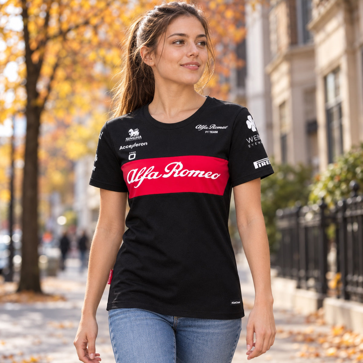 Alfa Romeo F1 Team Damen-Team-T-Shirt – Schwarz – Illustrationsfoto (KI)
