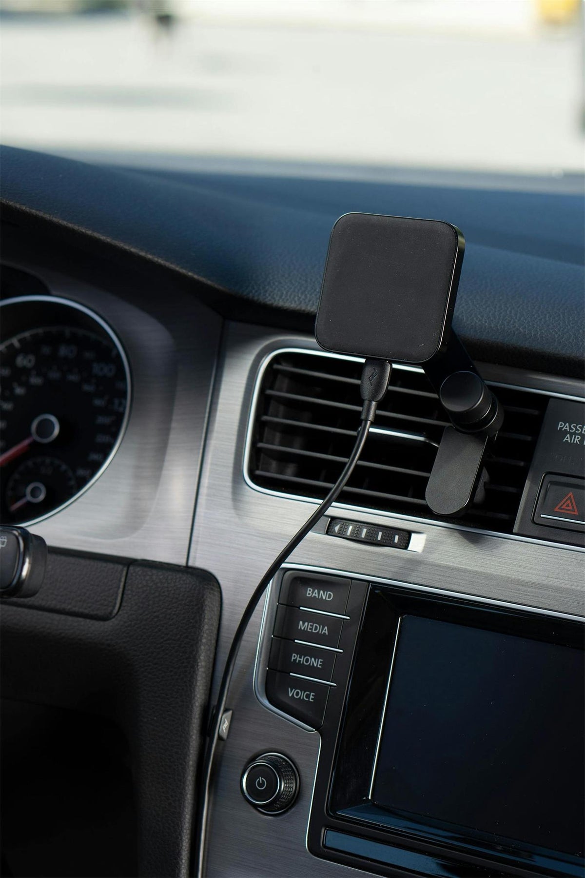 Lüftungshalterung Peak Design Car Mount Vent mit Ladefunktion V2 - schwarz