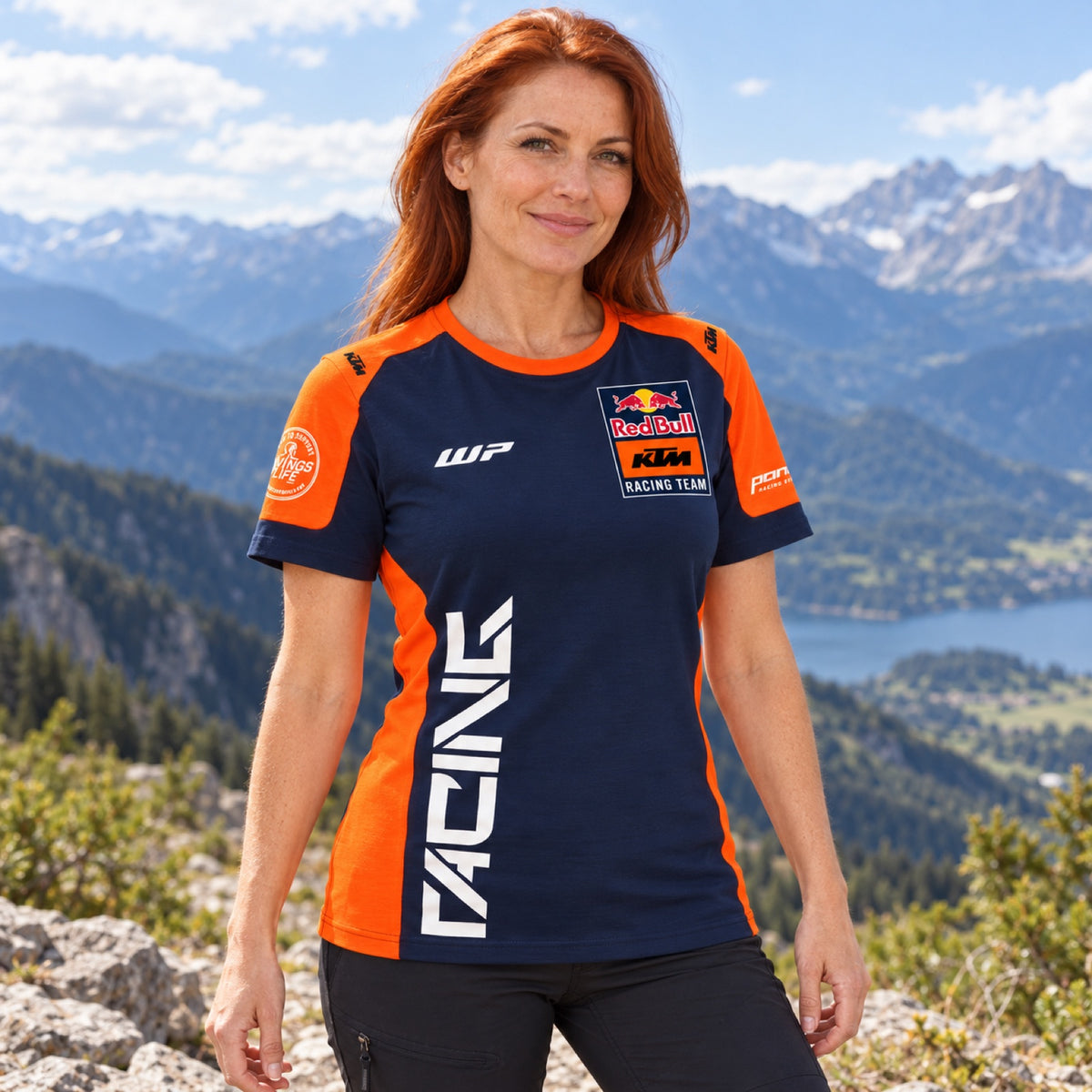 KTM Red Bull Racing Damen-Team-T-Shirt – Illustrationsfoto (KI)