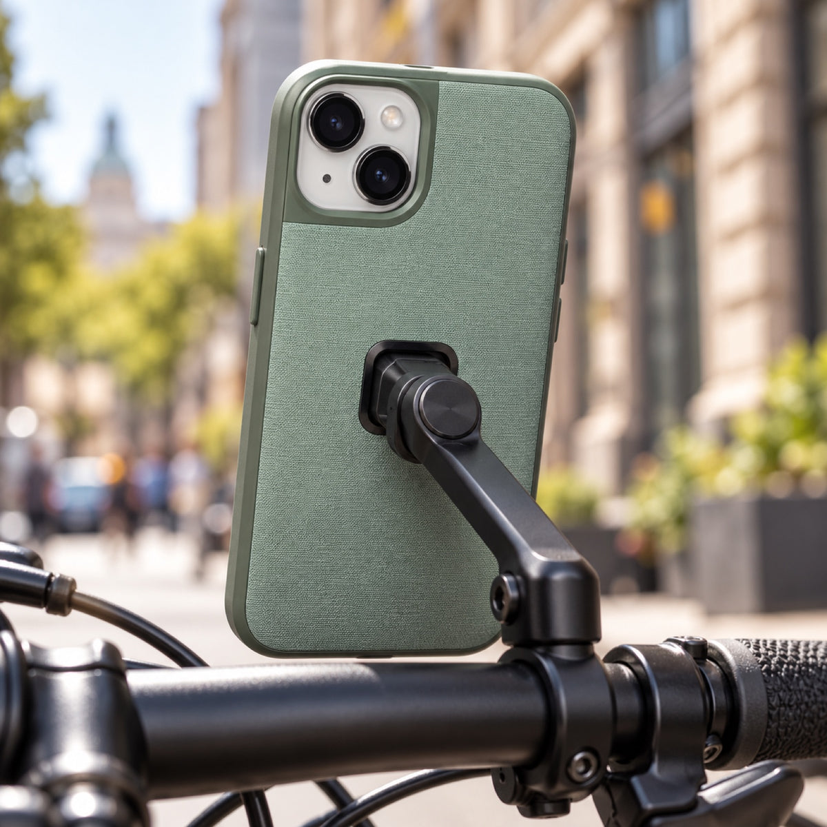 Peak Design Everyday Case iPhone 14 Plus – Sage – Illustrationsfoto (KI)