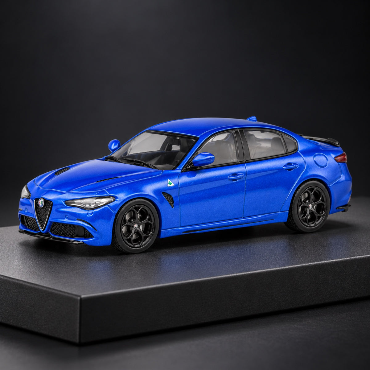 Solido Alfa Romeo Giulia Quadrifoglio Modell 1:43 – Blau – Illustrationsfoto (KI)