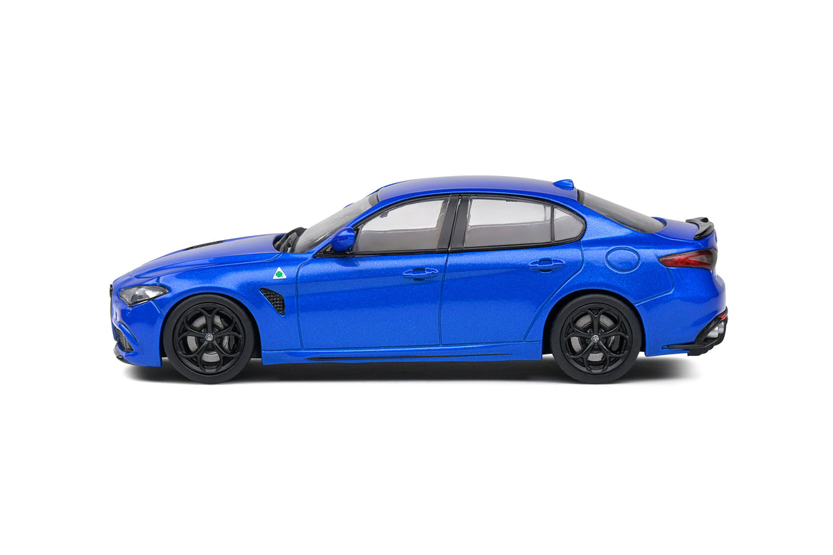 Modell Solido Alfa Romeo Giulia Quadrifoglio 1:43 blau