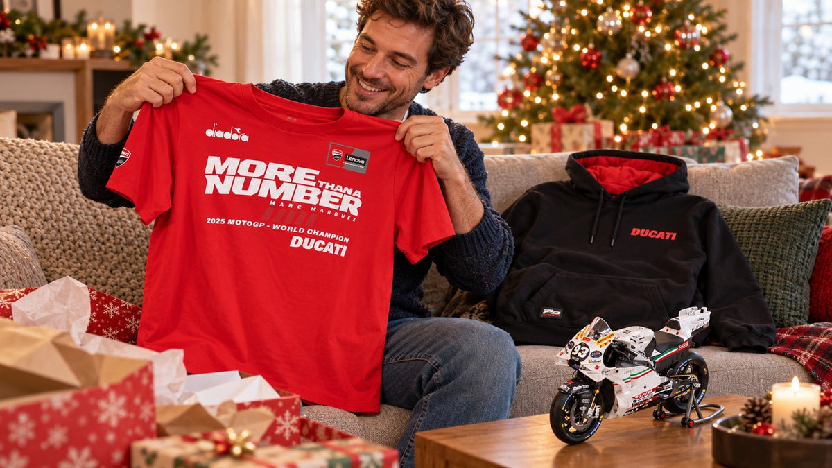 Gifts for MotoGP fans: Márquez, KTM, Ducati, Rossi and more – illustrative image created with AI