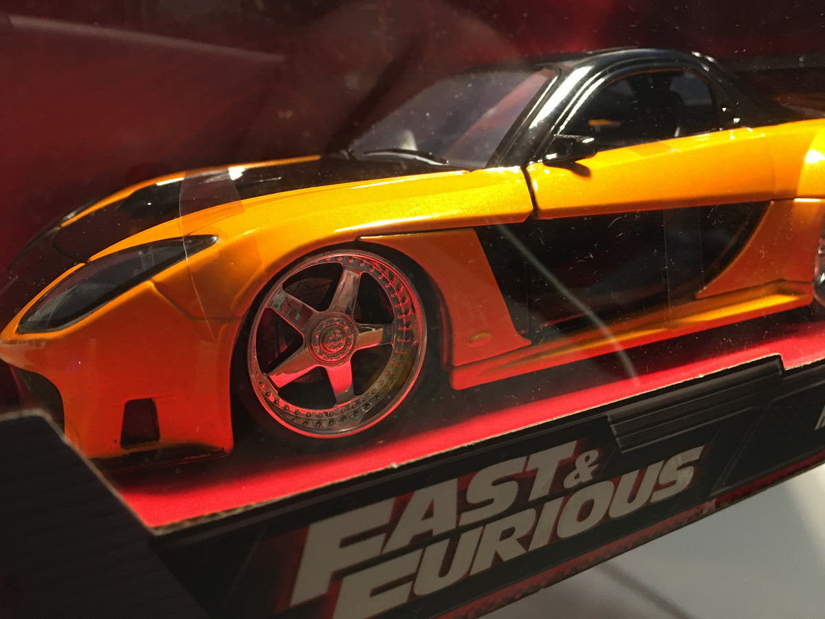 Fast & Furious Mazda RX-7 Tokyo Drift 1:24 model with figure