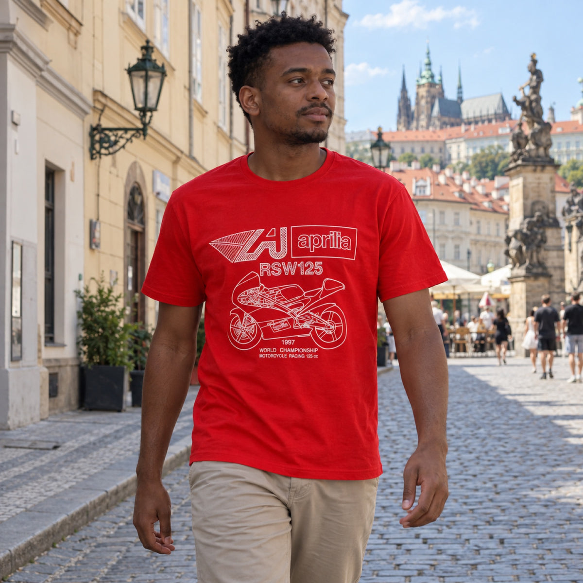 Aprilia Vintage RSW 125 T-Shirt – Red – ilustrační foto (AI)