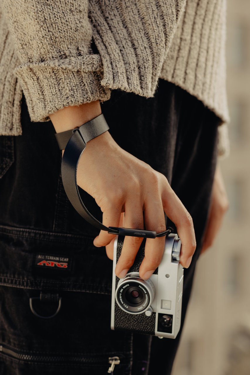 Peak Design Cuff - leather camera wrist strap - black