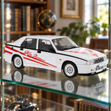 Alfa Romeo 75 Turbo Evoluzione Modell – Weiß – Illustrationsfoto (KI)