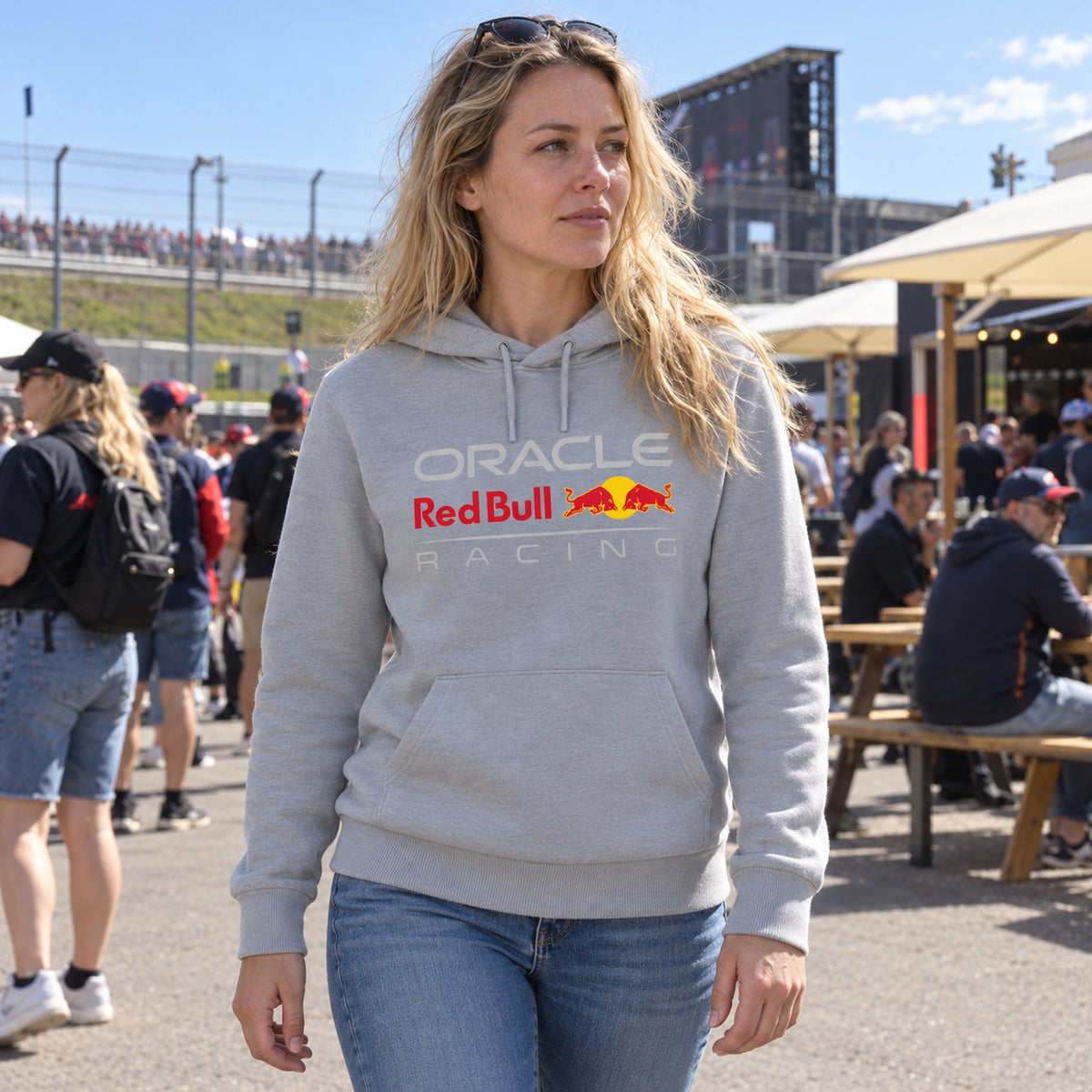 Oracle Red Bull Racing CORE Casual Logo Hoodie – Grey – ilustrační foto 2 (AI)