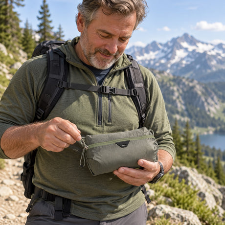 Peak Design Ultralight Packing Cube X-Small – Sage – Illustrationsfoto (KI)