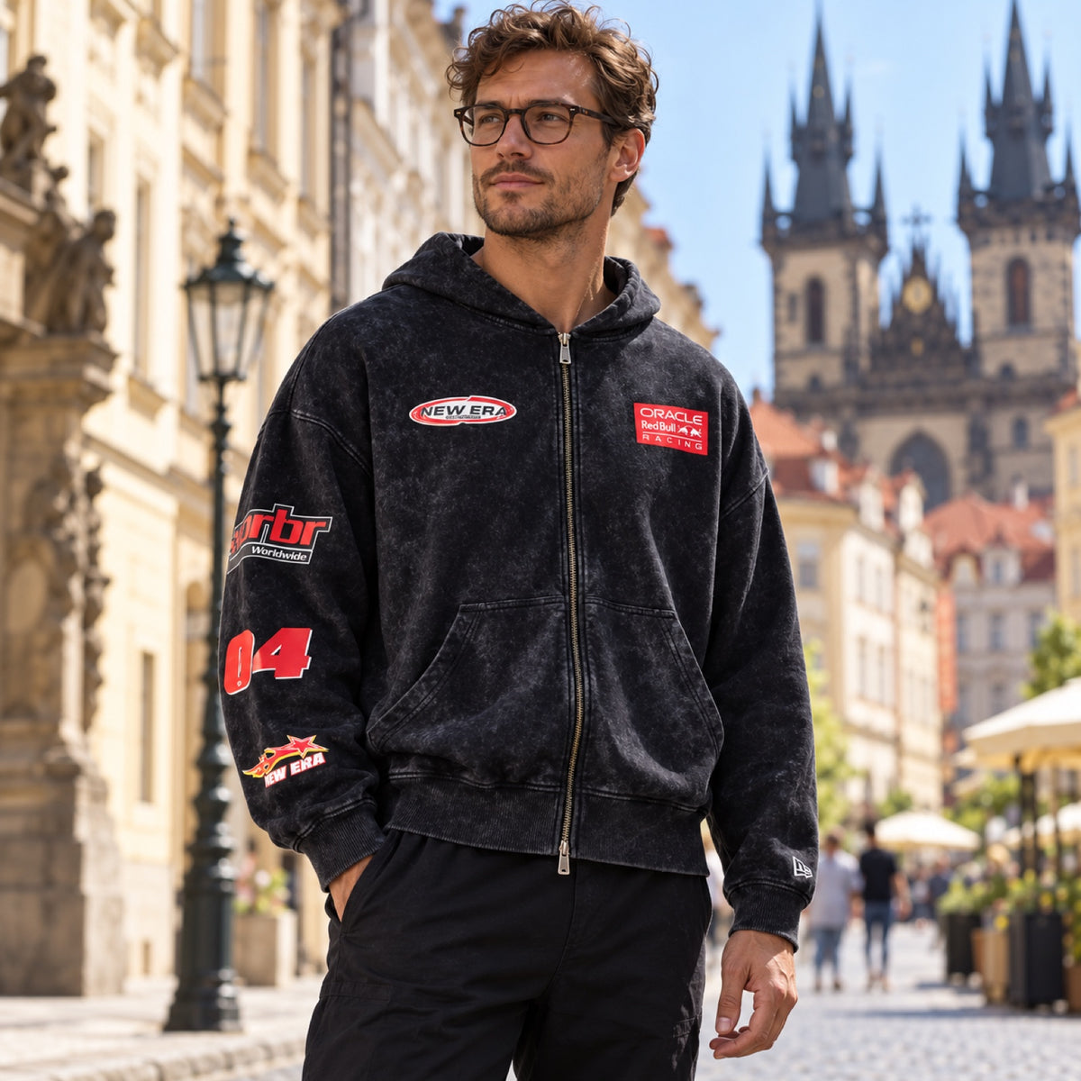 Oracle Red Bull Racing NE LINEAR Zip-Hoodie – Schwarz, Oversize – Illustrationsfoto (KI)