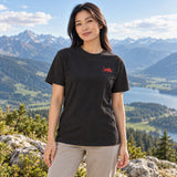 Red Bull Ring ECLIPSE Freizeit-T-Shirt – Schwarz mit RRI-Motiv – Illustrationsfoto (KI)
