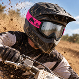 Red Bull Spect WHIP Motocrossbrille – Schwarz mit silbernem Glas – Illustrationsfoto (KI)