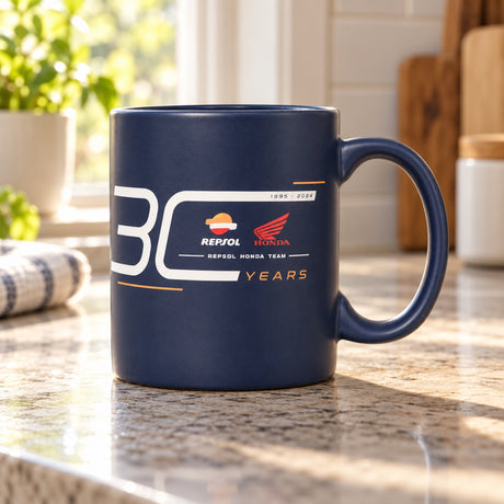 Repsol Honda Fan-Tasse – 30 Years Design – Illustrationsfoto (KI)