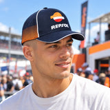 Repsol Team-Cap mit Logo – Dunkelblau – Illustrationsfoto (KI)