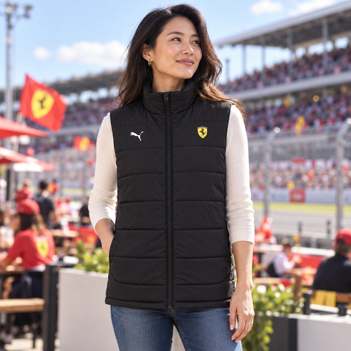 Scuderia Ferrari F1 Lifestyle-Weste – Schwarz – Illustrationsfoto (KI)