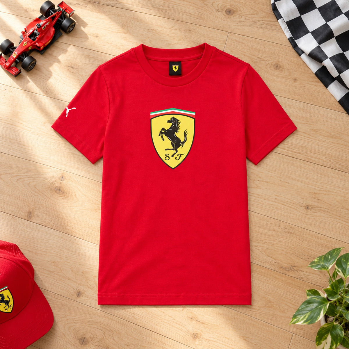 Scuderia Ferrari Kids' T-Shirt with Large Shield – Red – ilustrační foto (AI)