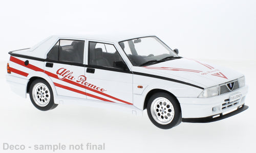 Modell Alfa Romeo 75 Turbo Evoluzione weiß
