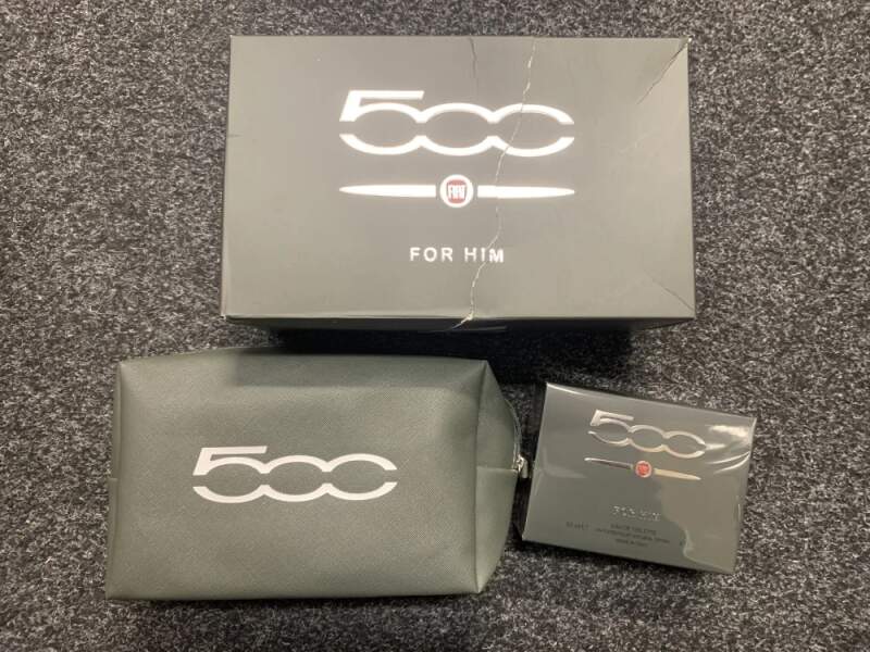 Fiat 500 Eau de Toilette 50 ml für Herren + Geschenktasche