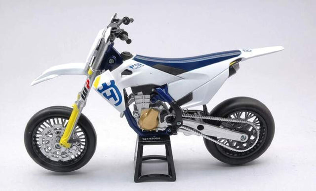 Model motocyklu Husqvarna FS 450 Supermoto