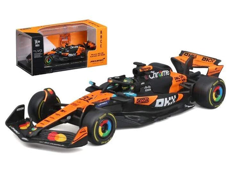 Modell McLaren F1 MCL39 BBurago #81 Oscar Piastri 2025 im Maßstab 1:43 Signature