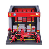 Modell Bburago Scuderia Ferrari F1 1:43 Charles Leclerc mit Boxenmodell