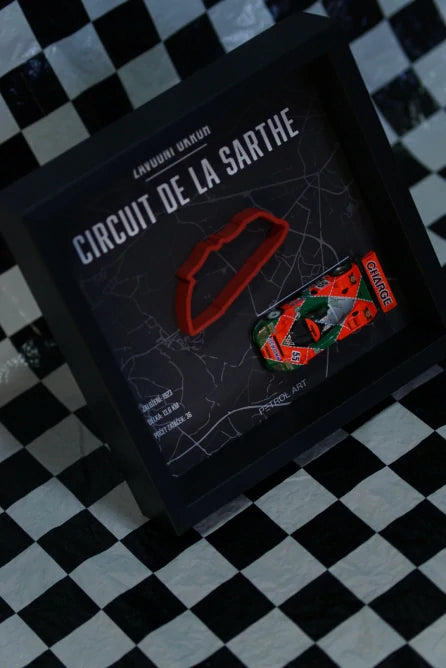 PETROL ART 3D-Rahmen Le Mans mit Mazda 787B Johnny Herbert Modell im Maßstab 1:43