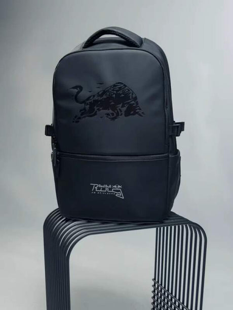 Red Bull Ring Rucksack PADDOCK schwarz mit RRI-Motiv