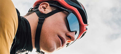 Red Bull Spect Sonnenbrille DAFT schwarz mit blau-rotem Glas