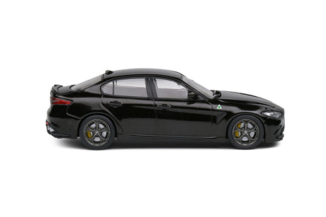 Modell Solido Alfa Romeo Giulia Quadrifoglio 1:43 schwarz